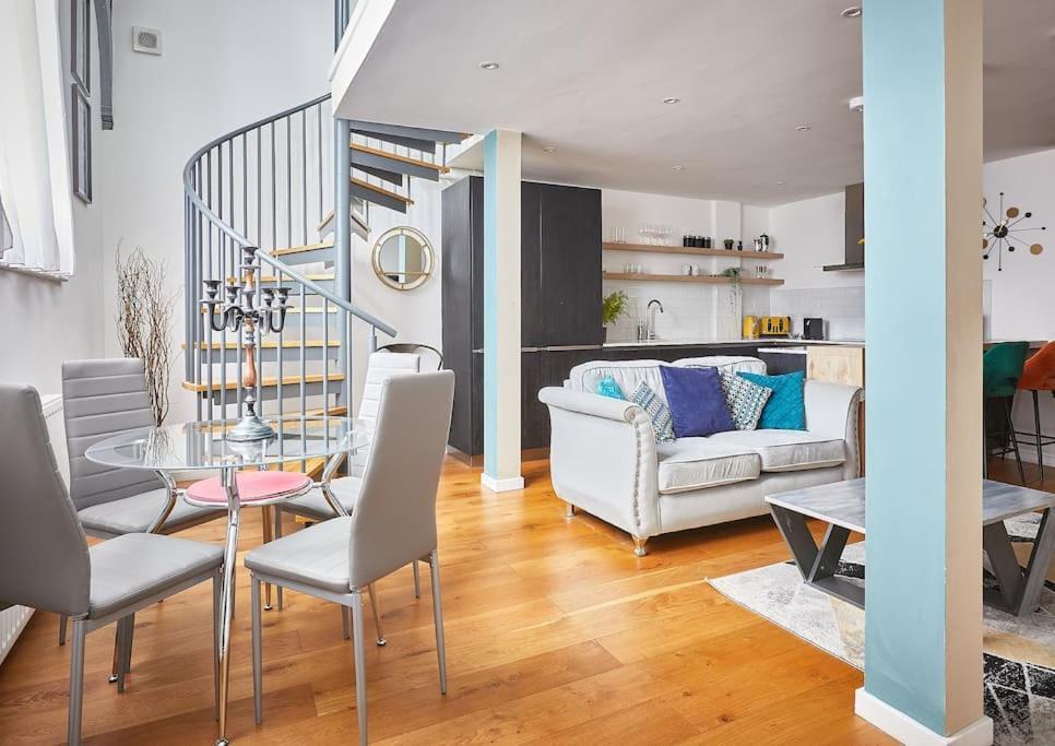 The Chapel Cottage By Ritual Stays Hemel Hempstead Exterior photo