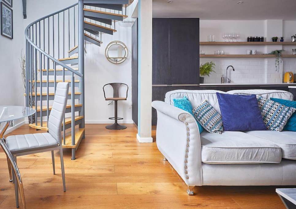 The Chapel Cottage By Ritual Stays Hemel Hempstead Exterior photo